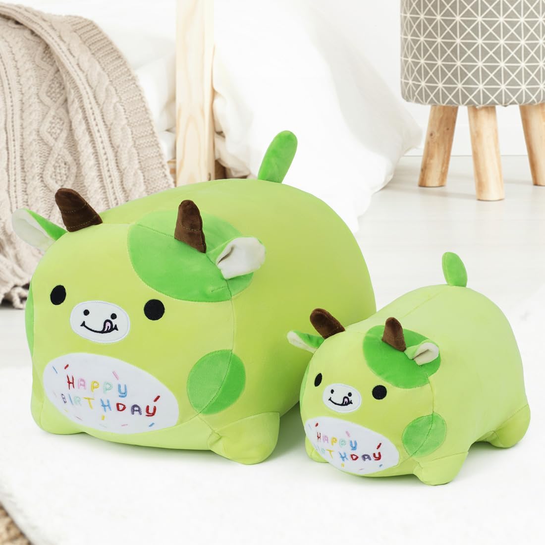 Yeqivo Birthday Cow Plush Pillow - 25cm