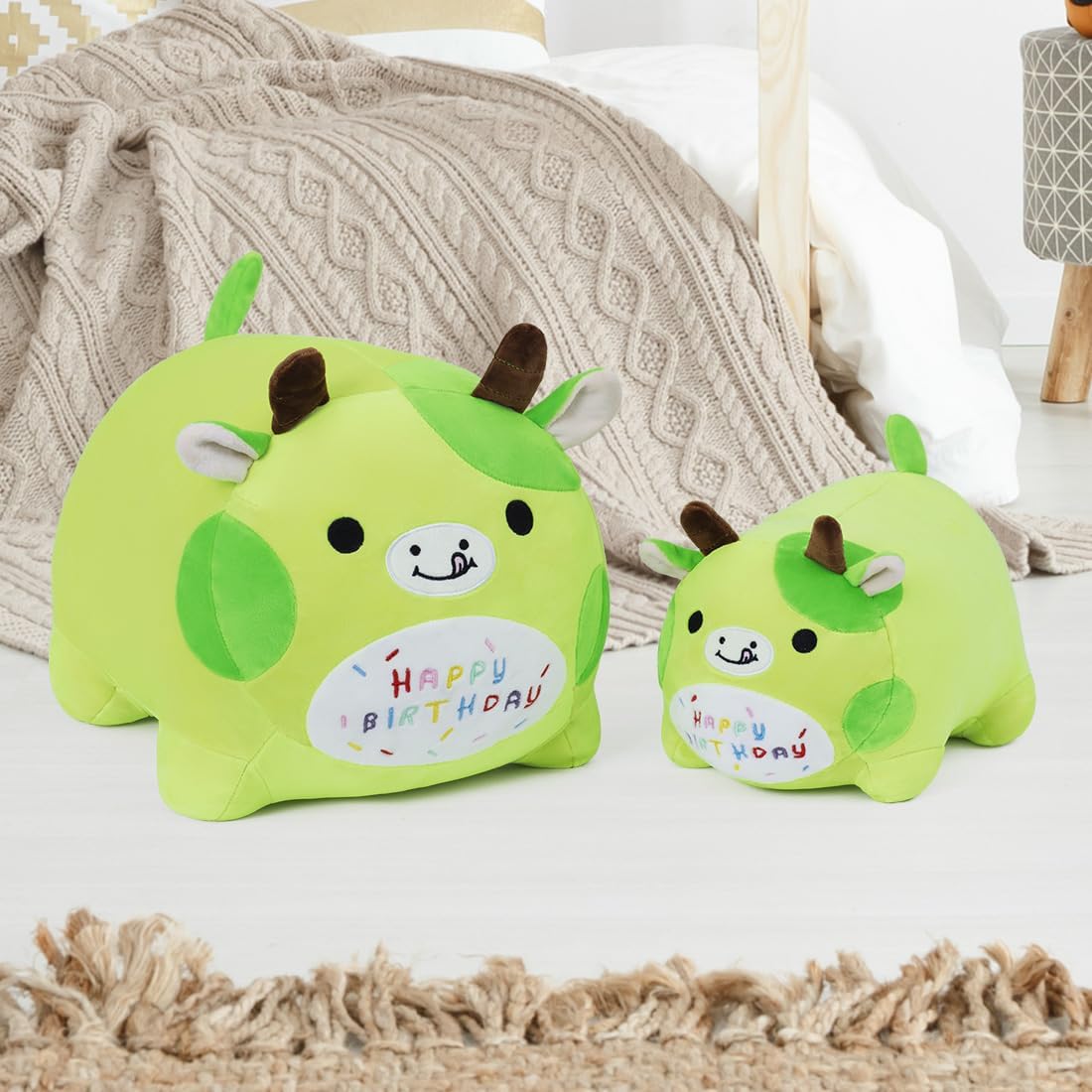 Yeqivo Birthday Cow Plush Pillow - 25cm